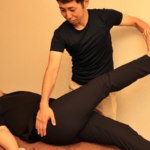 痛いのは肩や腰でも原因は別？全身施術が根本改善に不可欠な理由